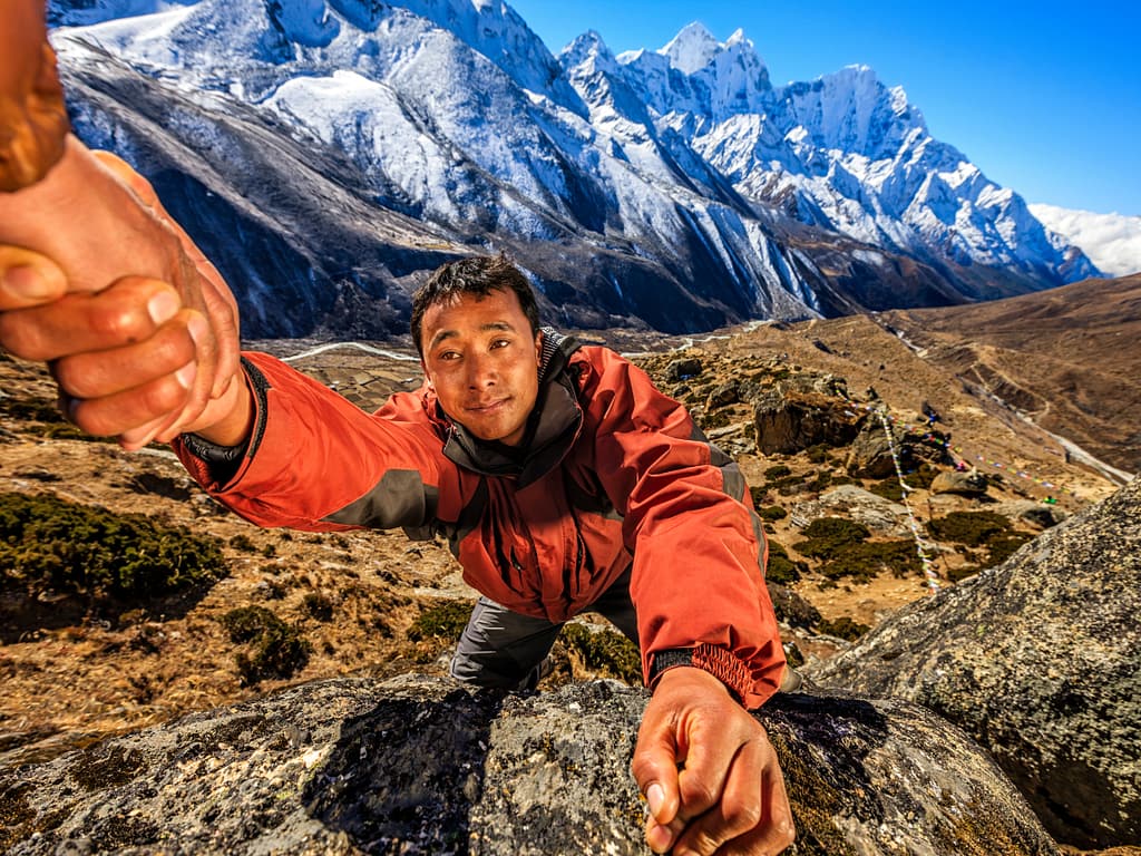 trekking with professional guide